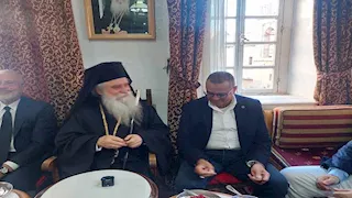 مطران دير سانت كاترين يطلب "سبحة" من وكيل أوقاف جنوب سيناء: جميعنا نسبح الرب