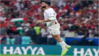 "دقة في التمريرات والكرات الطولية".. ماذا قدم حامد حمدان في مباراة سوريا وفلسطين؟