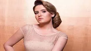 هنا شيحة بإطلالة جذابة في اليوم الخامس من مهرجان البحر الأحمر