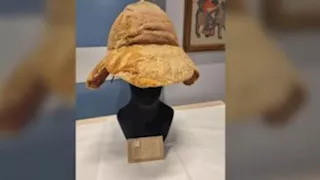 عمرها 1600 عام.. قبعة رومانية تكشف أسرار الجنود في مصر القديمة