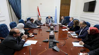 محافظ القاهرة يلتقي وفد شركة هواوي مصر 