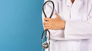 من مكملات التركيز إلى خرافة الحليب.. باحثون يفندون أشهر الشائعات الطبية