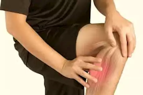 هل آلام الساق تشير إلى نقص الفيتامينات؟