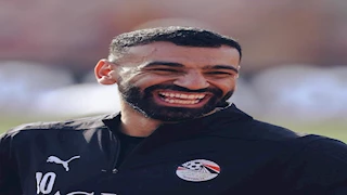 إعلامي سعودي يكشف مستجدات اهتمام الهلال بمحمد صلاح