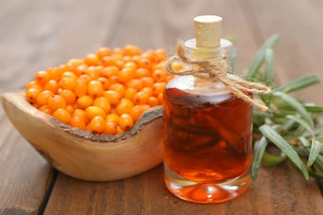 5 فوائد صحية لزيت نبق البحر.. تعرف عليها