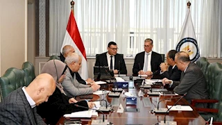  البترول تبحث مع الإسكان تسريع توصيل الغاز للمدن الجديدة 