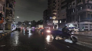 أمطار رعدية تضرب الإسكندرية وتحذيرات من طقس متقلب