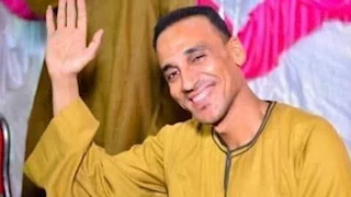 بسبب قطايف سامح حسين.. فنان الكف الصعيدي في الأقصر يعلن اعتزاله: "تبت إلى الله"