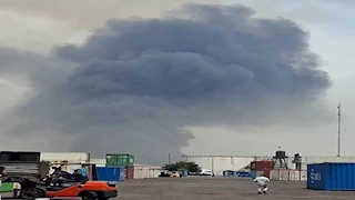 احتجاز شخصين على صلة بانفجار ميناء الشهيد رجائي بإيران