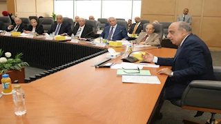 بدء إجراءات إعادة هيكلة "القابضة للكهرباء" وفصل "المصرية" عنها