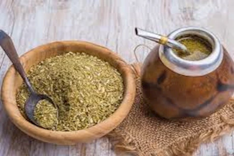 مشروب شعبي لإزالة السموم من الرحم وعلاج متلازمة تكيس المبايض