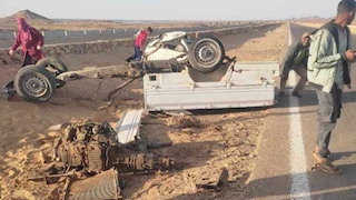 مصرع عامل وإصابة 20 آخرين في انقلاب سيارة ربع نقل بطريق الواحات