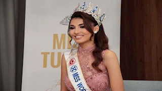 لميس رديسي تتألق بإطلالة جذابة في مسابقة ملكة جمال العالم 