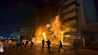 14 صورة ترصد اللحظات الأولى لحريق مصر الجديدة 