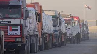  إعلام عبري: إسرائيل ستفتح الممرات لإدخال المساعدات الإنسانية لغزة
