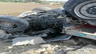 حزن يكسر القلوب في كفر السنابسة.. إغماء سيدة أثناء انتظار جثامين ضحايا الإقليمي