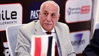 "خالص الشفاء العاجل".. رئيس الزمالك يطير إلى فرنسا بعد تعرضه لوعكة صحية