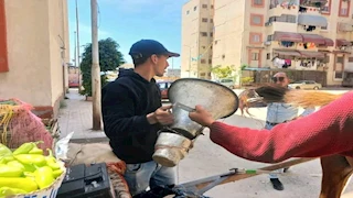 بالصور- مصادرة مكبرات صوت الباعة الجائلين في بورسعيد 
