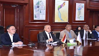 محافظ الأقصر يستعرض فرص الاستثمار السياحي والزراعي مع وفد صيني رفيع المستوى
