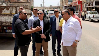 محافظ الإسماعيلية يتابع إزالة أدوار مخالفة ويؤكد: لا تهاون مع مخالفات البناء