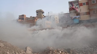 السيطرة على حريق هائل داخل أرض فضاء بالمحلة 