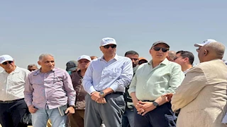 وزير الري يوجه بأخذ عينات من مياه النيل بكوبري إدفو وتحديد مصدر أي تلوث للعائمات