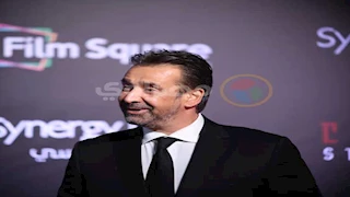 بالصور.. كريم عبدالعزيز يصل العرض الخاص لفيلم "المشروع X"