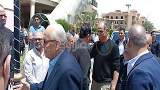 بحضور جمال مبارك وياسين منصور.. تشييع جنازة والدة موسى مصطفى موسى - صور