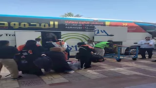 99 حاجا يغادرون في ثاني أفواج الحج البري- صور 