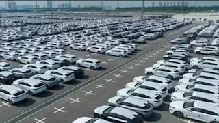 الصين تأمر شركات كبرى بوقف بيع سياراتها الجديدة على أنها مستعملة.. التفاصيل