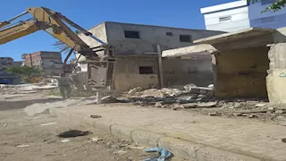 إزالة عقار و9 حالات تعد على الأراضي الزراعية في الإسكندرية- فيديو وصور