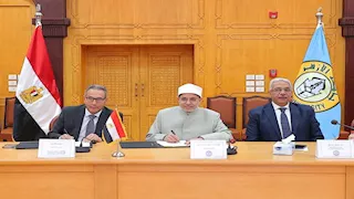 البنك الأهلي المصري يوقع بروتوكول تعاون جديد مع جامعة الأزهر