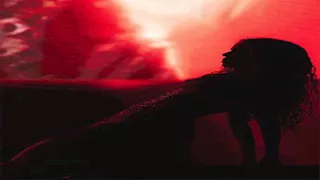 أول منشور من شاكيرا بعد وقوعها على المسرح بآخر حفلاتها بكندا (صور)