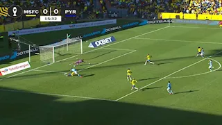 بيراميدز يتعادل مع صن داونز في الدقائق الأخيرة بنهائي دوري أبطال أفريقيا (فيديو)