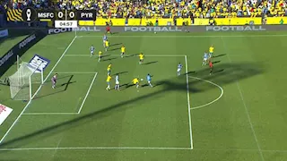 هل استحق بيراميدز ركلة جزاء أمام صن داونز.. خبير تحكيمي يكشف لمصراوي