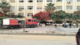 5 سيارات إطفاء تتصدى لحريق داخل كلية العلوم بجامعة الأزهر