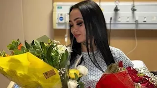 في بث مباشر.. طعن بلوجر 9 مرات على يد صديقها - لن تتخيل ما حدث