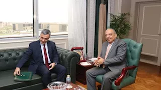وزير الكهرباء يستقبل سفير الجزائر بالقاهرة لبحث تعزيز التعاون 