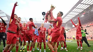 صلاح بينهم.. 5 صور ترصد عودة نجوم ليفربول للتدريبات بعد وفاة جوتا