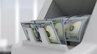 ‏‎الدولار بـ49.76 جنيه.. سعر العملات الأجنبية اليوم الأربعاء 28-5-2025