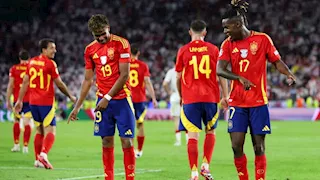 لا فوينتي يعلن قائمة إسبانيا لمواجهة فرنسا.. لامين يامال يتصدر