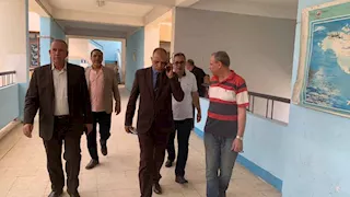 رئيس امتحانات الثانوية العامة يتفقد لجان أسيوط -صور