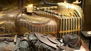 لأول مرة.. المتحف المصري الكبير يضم كنوز توت عنخ آمون كاملة