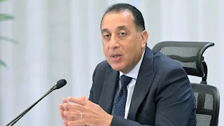 رئيس الوزراء يصل الجابون للمشاركة في حفل تنصيب الرئيس بريس نجيما