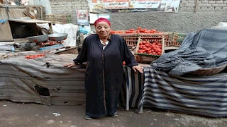 أحفادها أطباء ومهندسين ووكلاء نيابة.. "نور الصباح" حكاية أم حققت حلمها الضائع في عيون أبنائها -صور