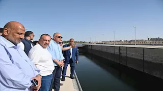 وزير الري يتفقد قناطر أسيوط الجديدة -صور 