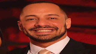 عمرو وهبة يدعم حملة منع مشاركة دي جي ألمانية بمهرجان"sandbox"  لهذا السبب