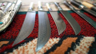 الأمن يسقط شبكة تروّج سكاكين للبيع على مواقع التواصل الاجتماعي بالقاهرة