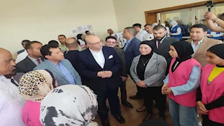 وزير الرياضة ومحافظ بني سويف يتفقدان مركز التنمية الشبابية شرق النيل -صور