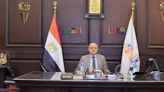 محافظ الأقصر يجري حركة تنقلات لرؤساء المراكز والمدن